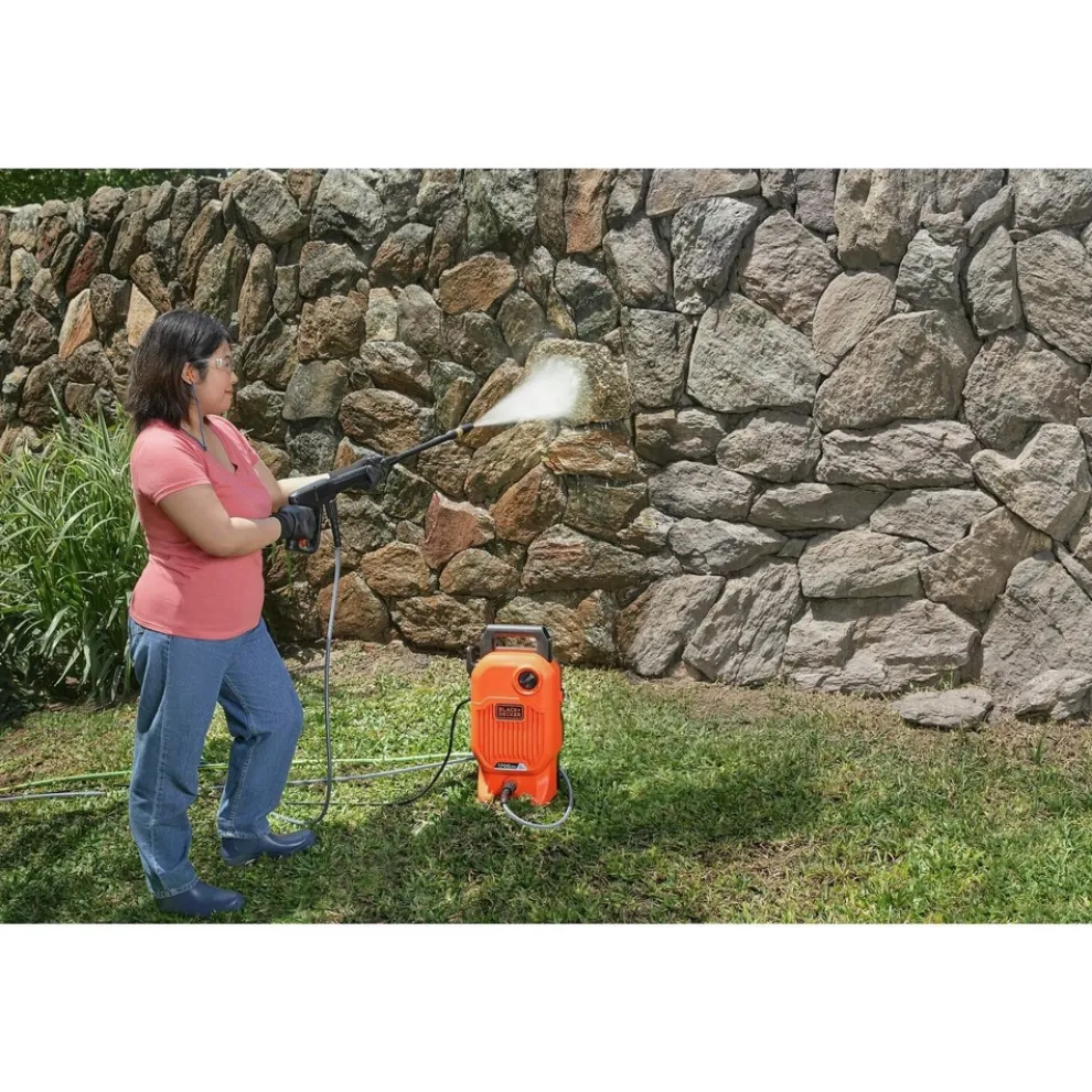 Black & Decker 1700 Max PSI 1.2 GPM Electric Corded Cold Water Pressure Washer