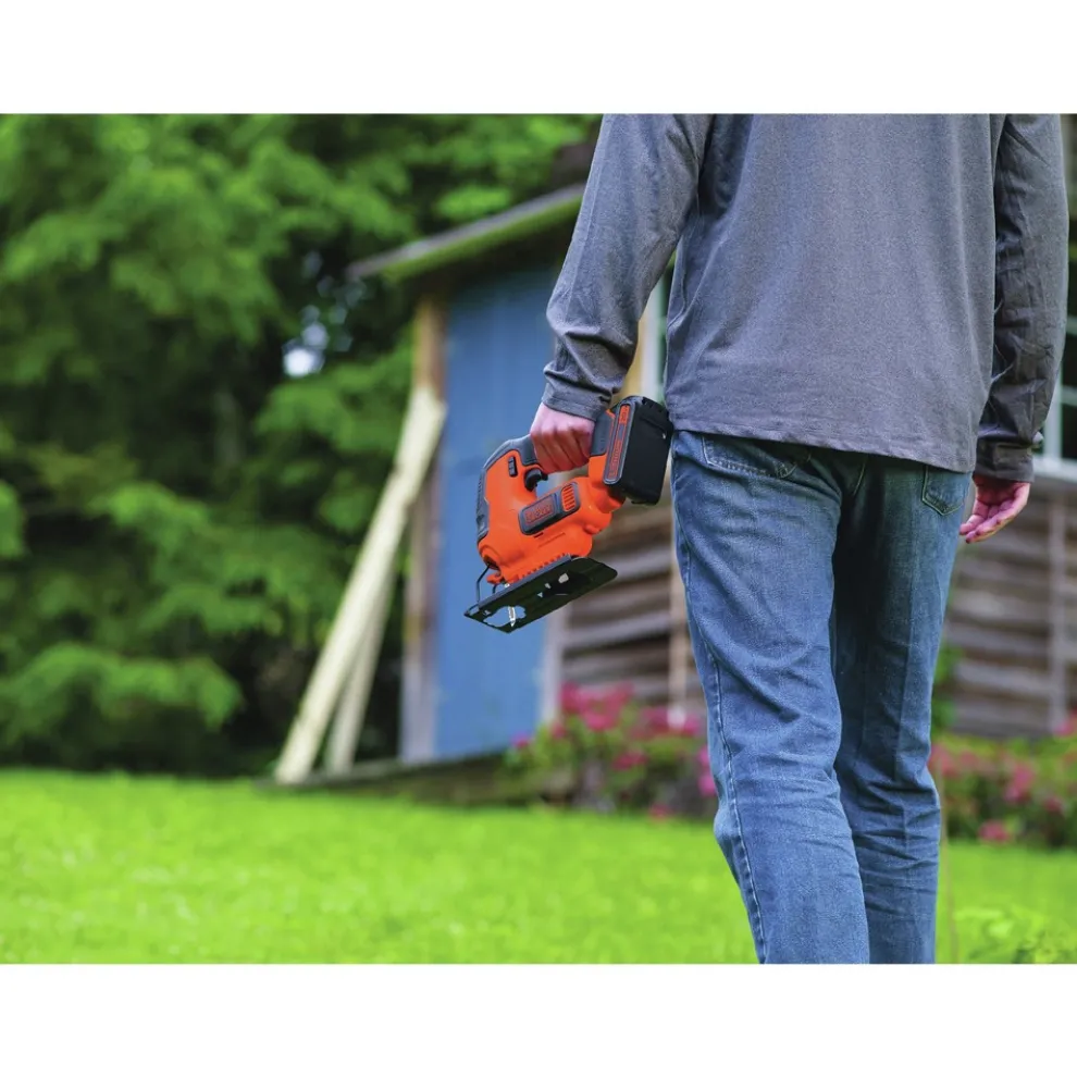 Black & Decker 20V MAX POWERCONNECT Lithium-Ion Brushed Cordless Jig Saw Kit (1.5 Ah)