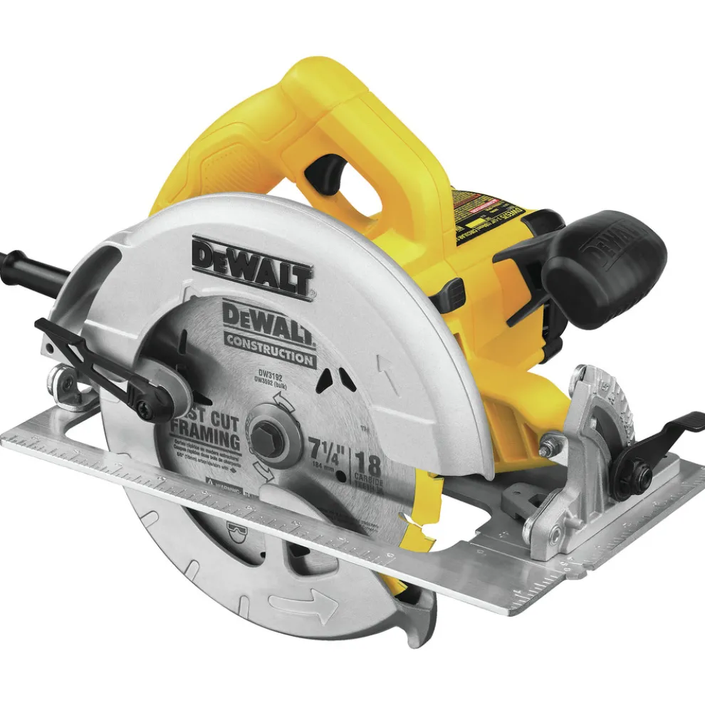 Dewalt 7-1/4 in. Lightweight Circular Saw Kit - DWE575