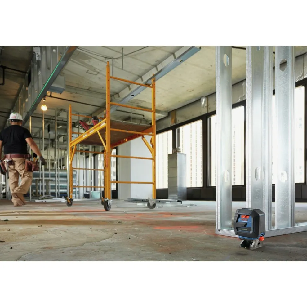 Factory Reconditioned Bosch Green-Beam Self-Leveling Cross-Line Laser with Plumb Points