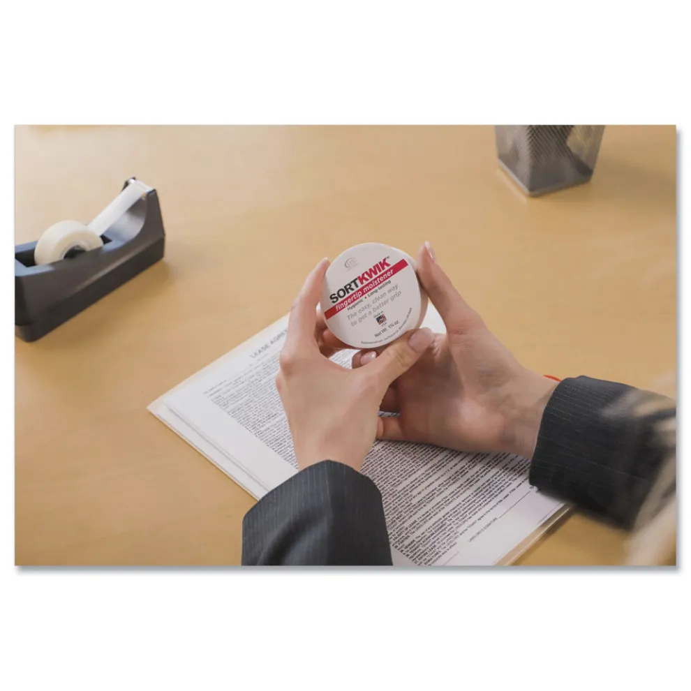 LEE 1.75 oz. Sortkwik Fingertip Moisteners - Pink