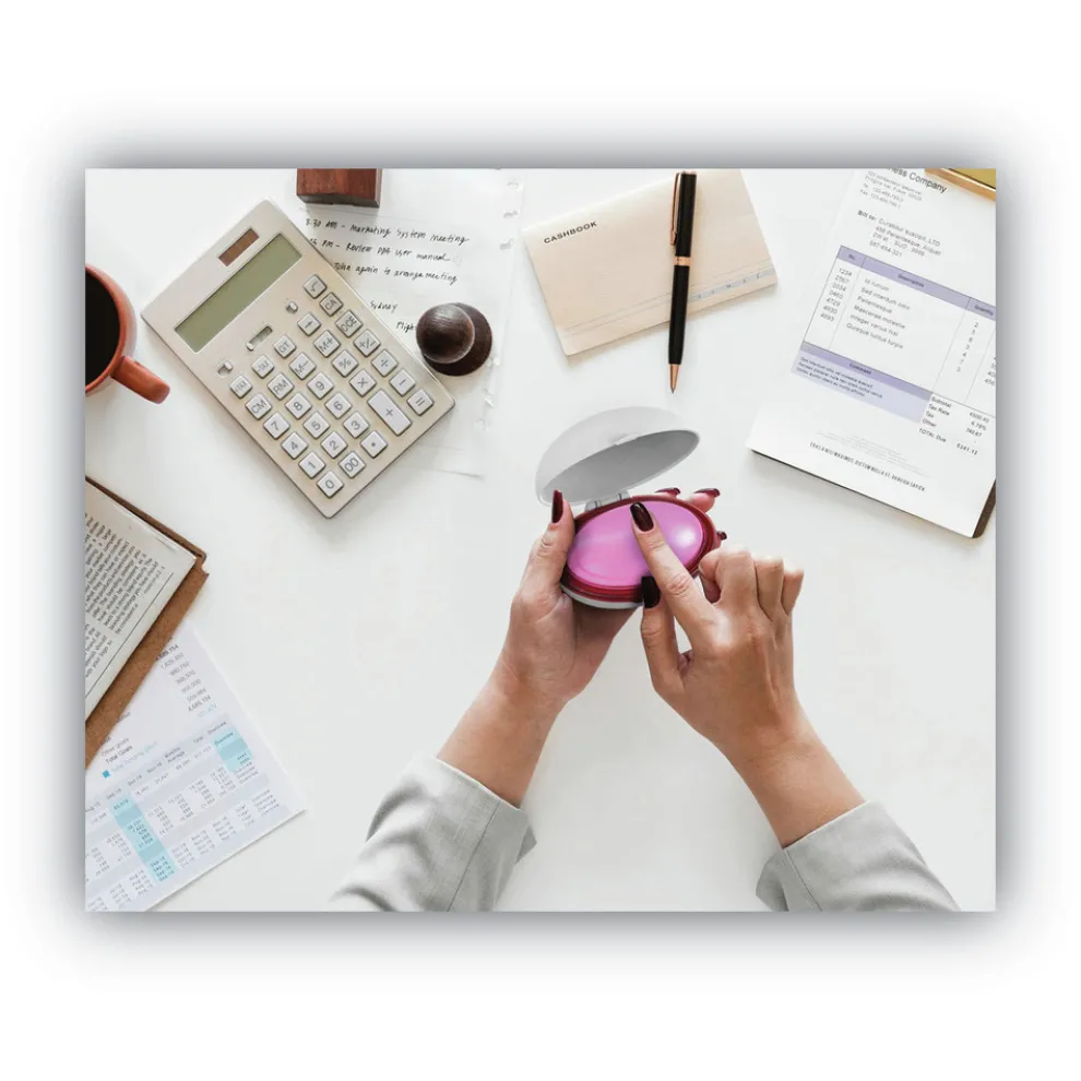 Lee Sortkwik 1.5 oz. Ergo-Style Fingertip Moistener - White