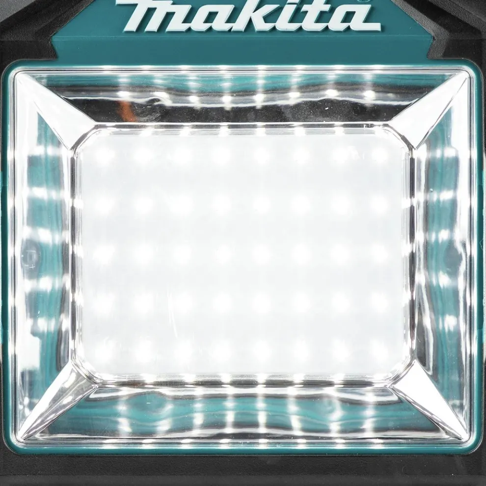 Makita 40V MAX XGT Lithium-Ion Cordless Work Light (Tool Only)