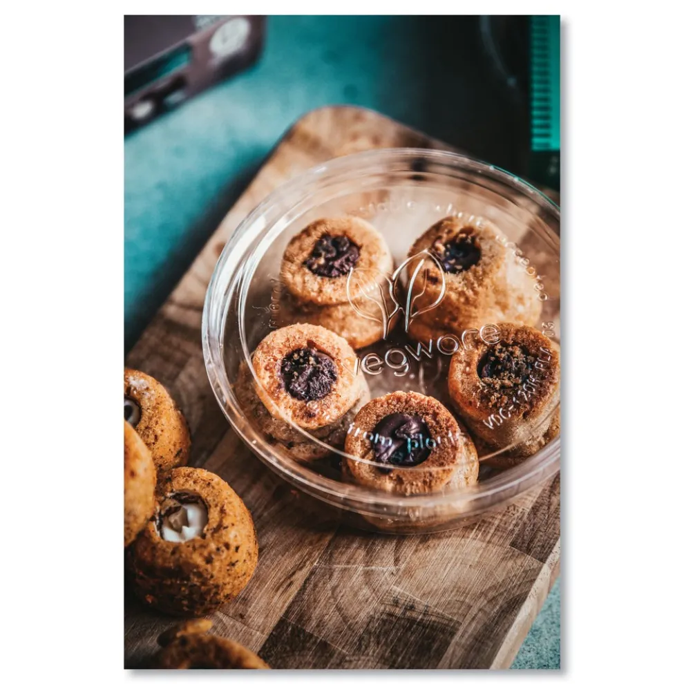 Vegware 4.6 in. x 1.5 in. 8 oz. Compostable Plastic Round Deli Pots - Clear (500/Carton)