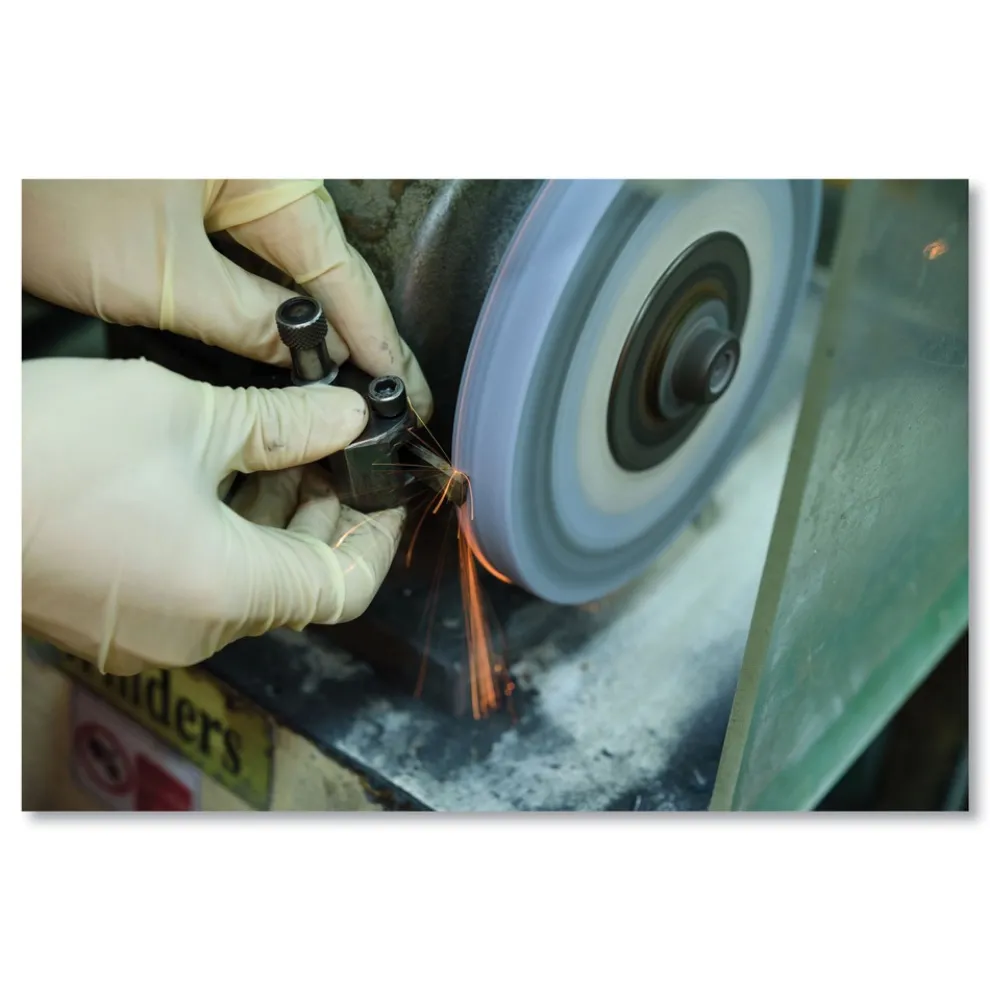 SemperGuard Latex Powdered Gloves - Small Cream (100/Box)