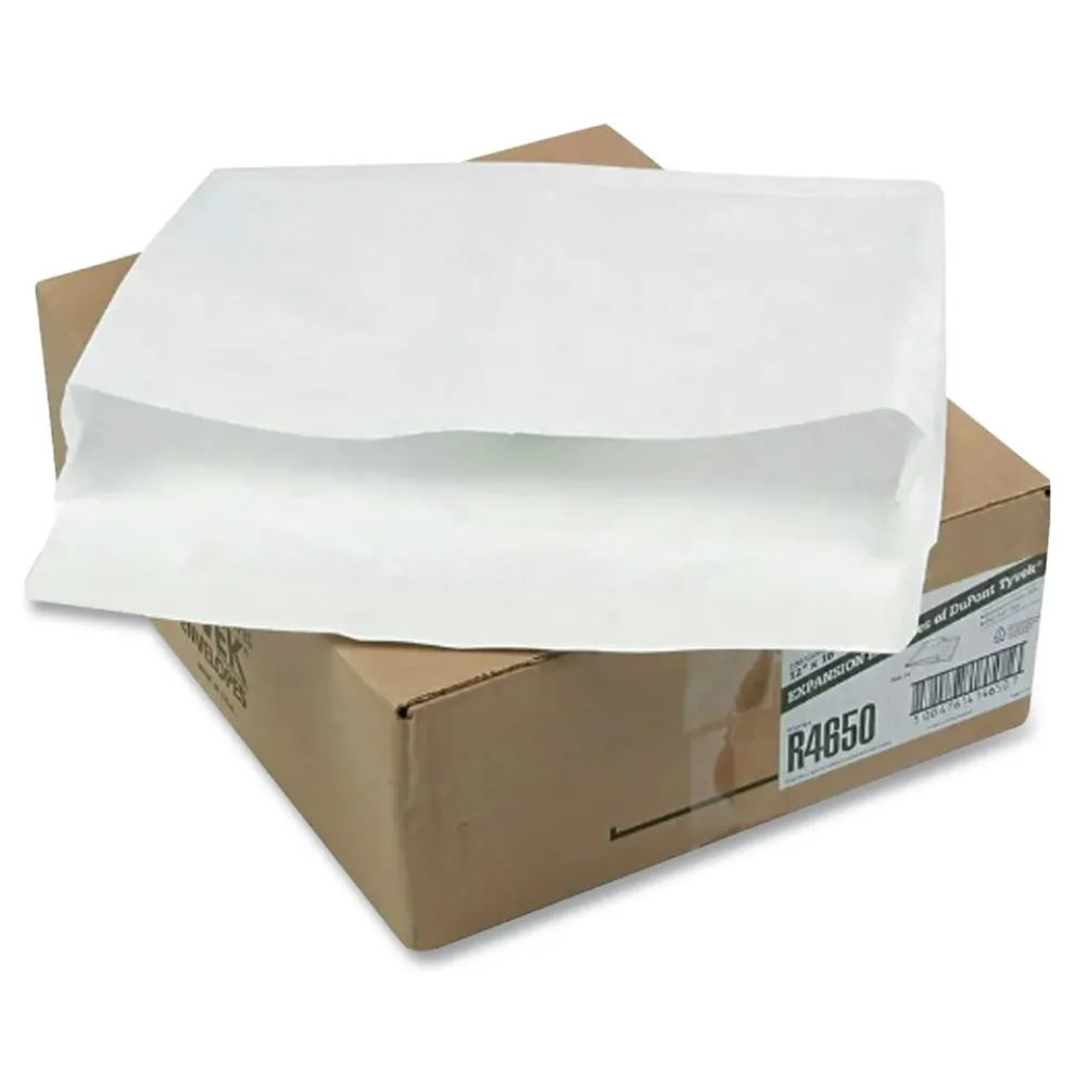 Survivor Tyvek 12 x 16 14 lb. Lightweight Square Flap Open End Expansion Mailers - White (100/Carton)
