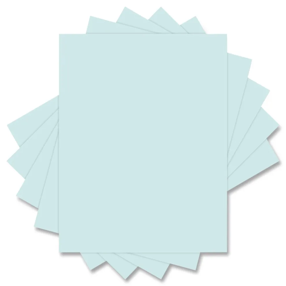 Universal 8.5 in. x 11 in. 20 lbs. Bond Weight Deluxe Colored Paper - Blue (10 Reams/Carton)